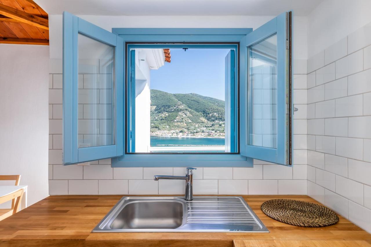 Strada Villa *