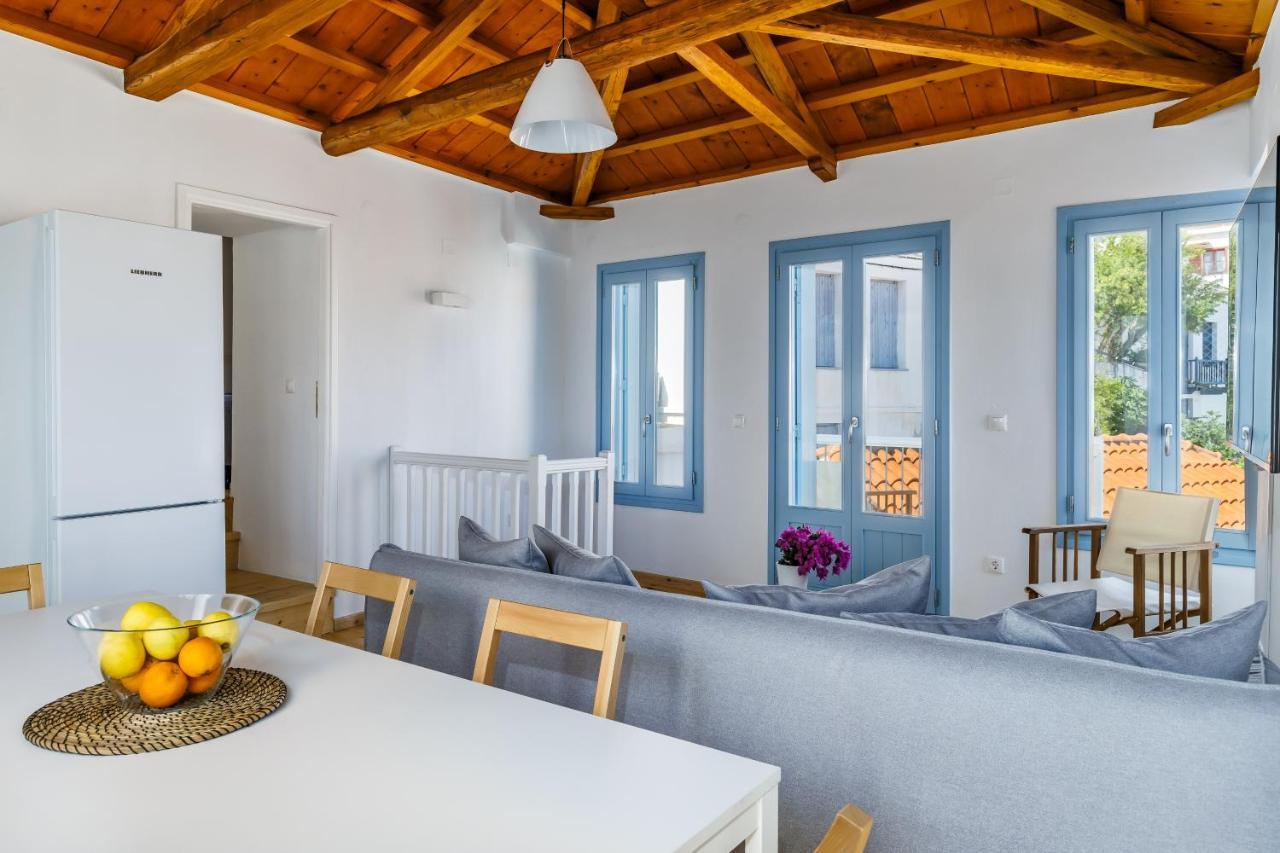 Strada Villa